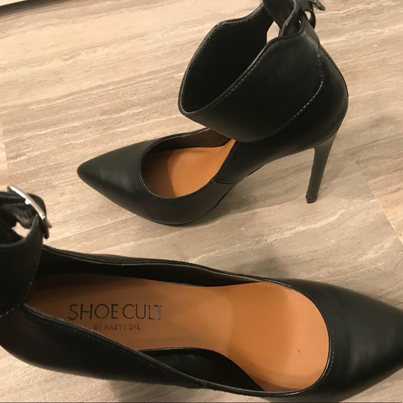 Like NEW Shoe Cult Pointed Toe Stiletto - Picture 6 of 8